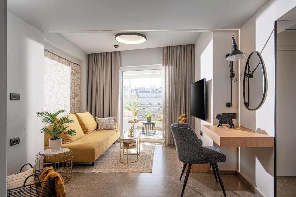 1878 West Apartment